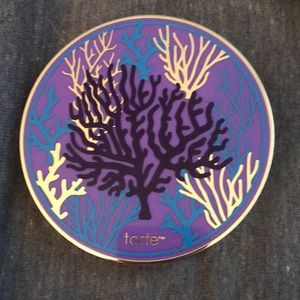 Eye shadow palette -tarte